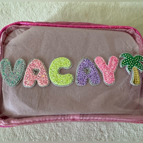 NWT OMG brand Kids Vacay Clear Accessories Pouch (raspberry color) - Picture 3 of 7